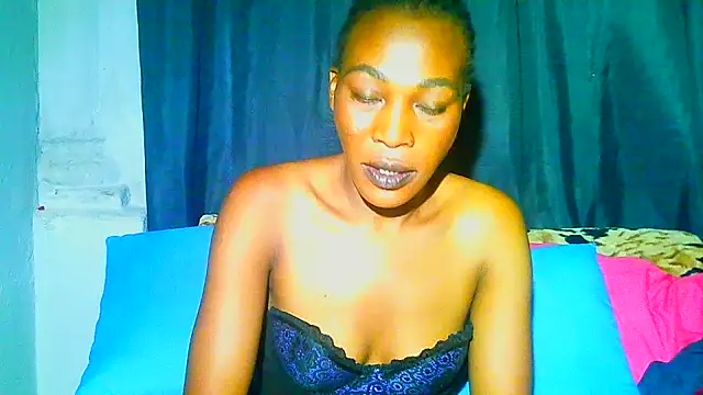 Show modela freaky_naughty na web-kameri