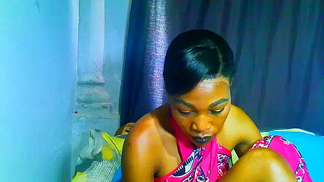 freaky_naughty – Live XXX-chat