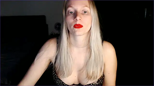 Shantidol Live XXX-Chat