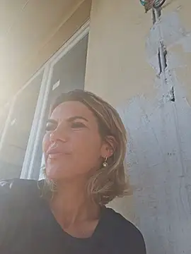 FeliciaKrige's Live XXX Chat