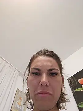 FeliciaKrige 웹캠 쇼