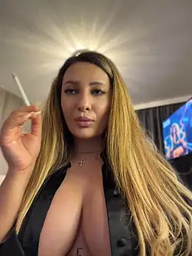 YaaraCollins 网络视讯表演