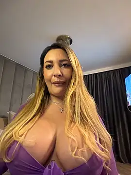 Show webcam de YaaraCollins