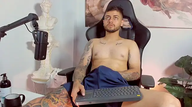 alessandro_duty webkamerás műsora