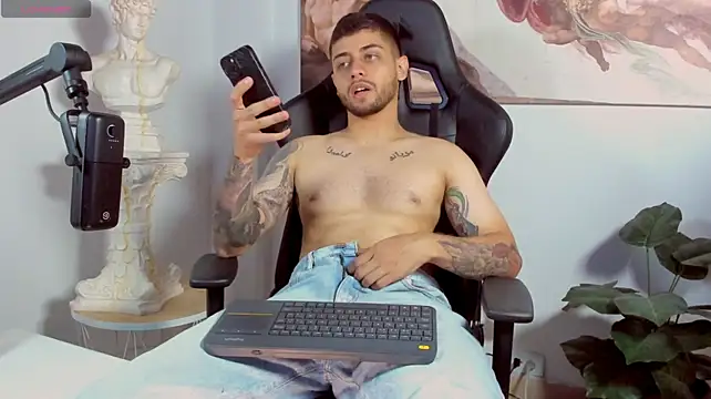 alessandro_duty Шоу с уебкамера
