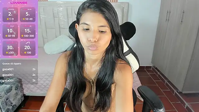 14_Dulce Live XXX-Chat