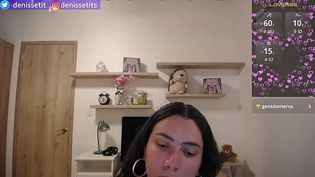 Chat +18 de DenisseTits ao vivo