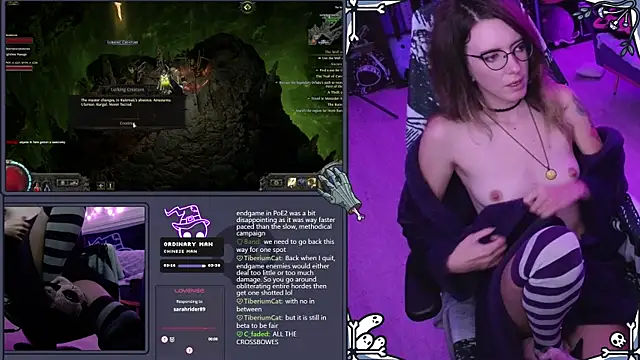 Show modela AnneSao na web-kameri