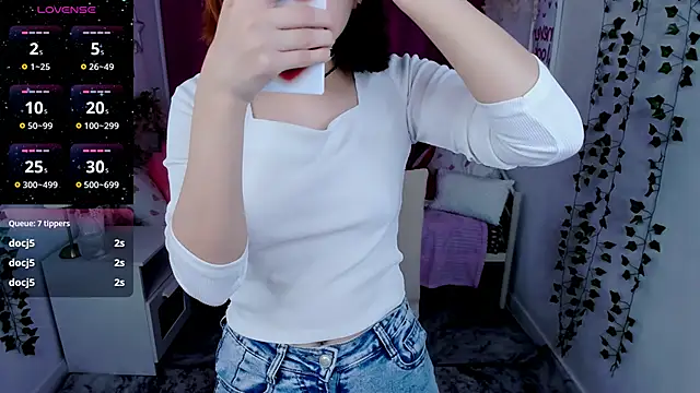 Alexa_Lexi_ 라이브 XXX 채팅