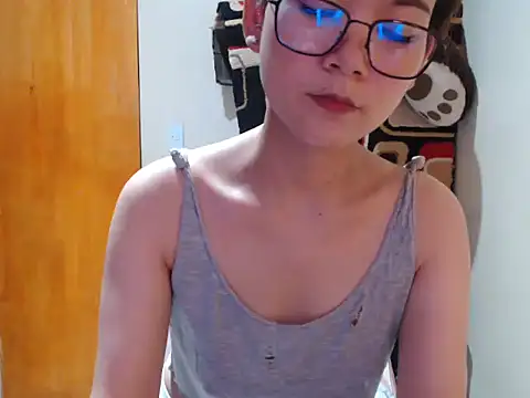 צ'אט XXX בשידור חי של Sweety_Aria