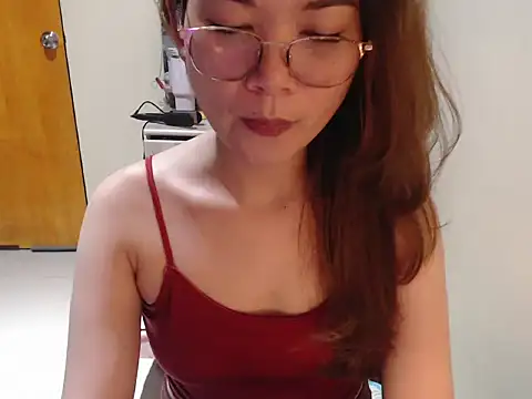دردشة Sweety_Aria الجنسية المباشرة