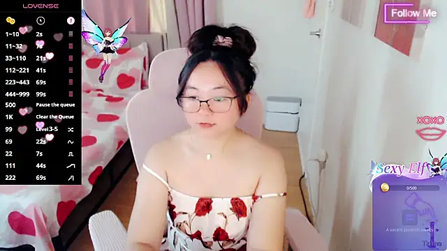 Chat +18 de MCutie_ ao vivo