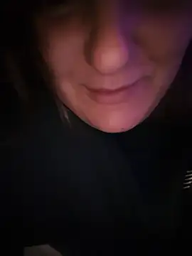 Sweettinydiamond's Live XXX Chat