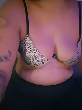 Sweettinydiamond webcam show