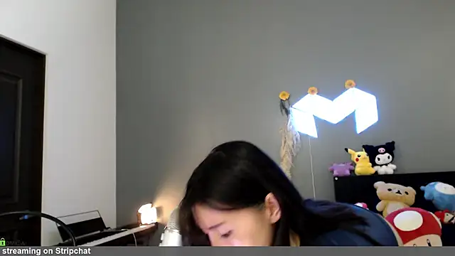 raspberryroll's Webcam Show