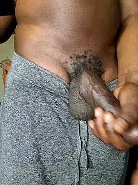 Show modela k1nglond na web-kameri