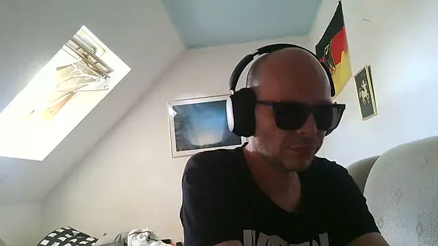 hardcapn Webbikameraesitys