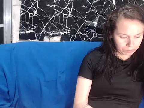 Chat +18 de Venusluxodomme ao vivo