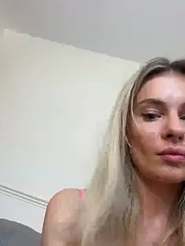 DashaDaiz webcam show
