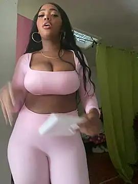 MonicaSex_ Adlı Modelin Canlı XXX Sohbeti