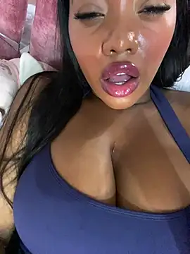 Živý XXX chat MonicaSex_