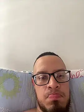 StativeRich Pertunjukan Webcam