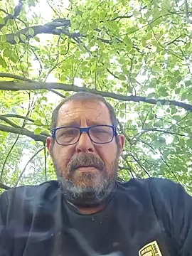 Pertunjukan Kamera Web TryingWind