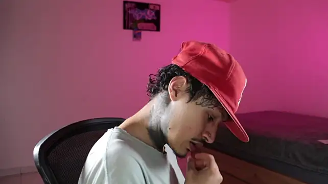 trieone Show Webcam