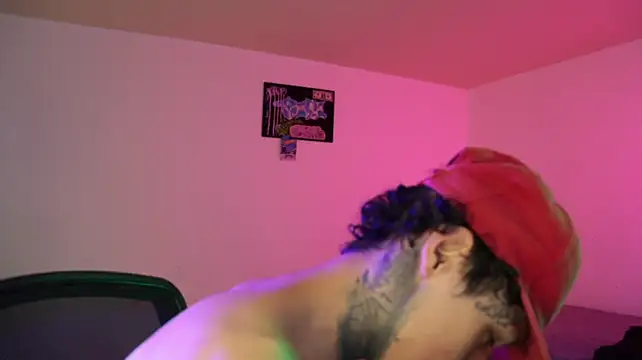trieone's Webcam Show