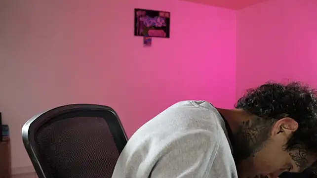 trieone's Webcam Show