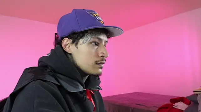 trieoneのウェブカメラショー