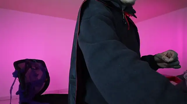 trieone – webcam-show