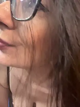 Pertunjukan Kamera Web Curvy_bigtitts