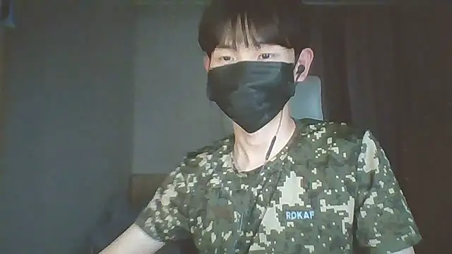 Show modela Doyoon__00 na web-kameri