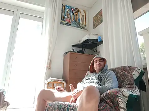 Chatroom XXX en direct de Calabriggia