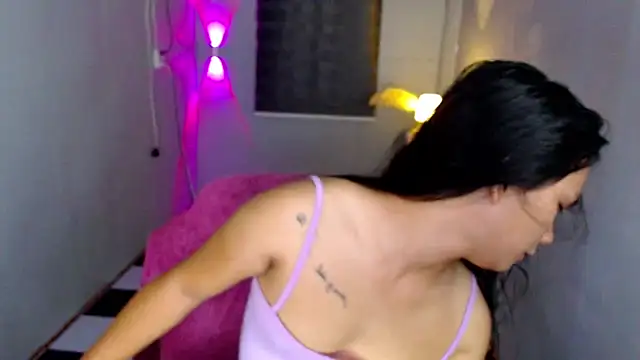 SanyaGirlx Pertunjukan Webcam