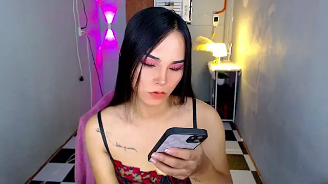SanyaGirlx Pertunjukan Webcam