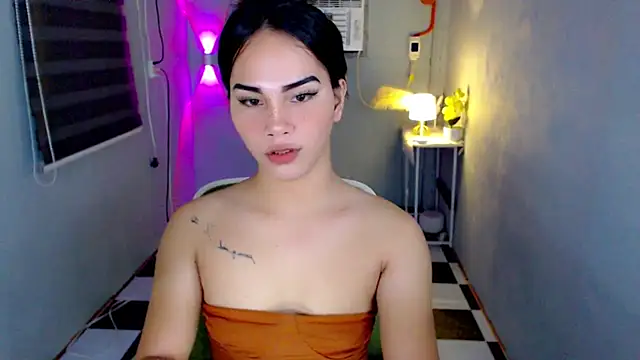 Show de SanyaGirlx na webcam