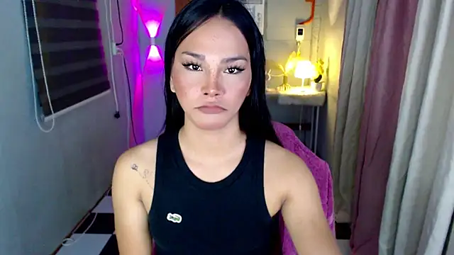 Webkamerová show SanyaGirlx