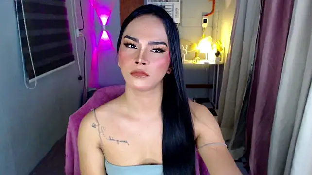 Emilda_Slut Adlı Modelin Web Kamerası Şovu