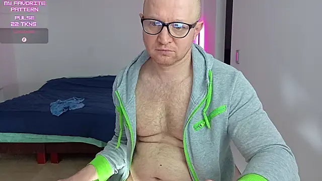 kevintyler69's Webcam Show
