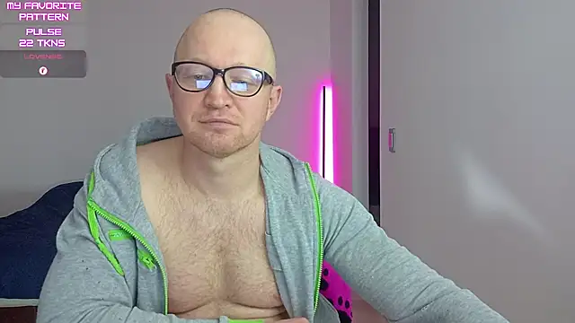 kevintyler69 Adlı Modelin Web Kamerası Şovu