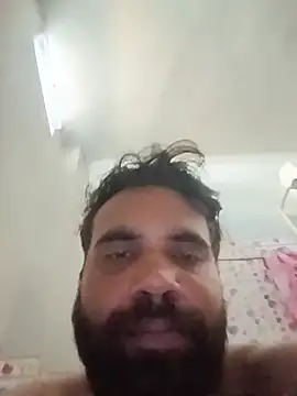 Dogol1990 Show in webcam