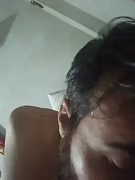 Dogol1990 Show in webcam