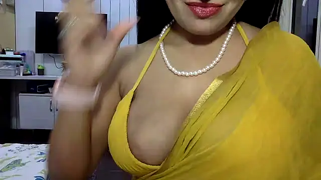 yourradhika Adlı Modelin Web Kamerası Şovu