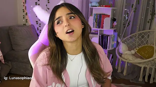Živý XXX chat LunaSophia_