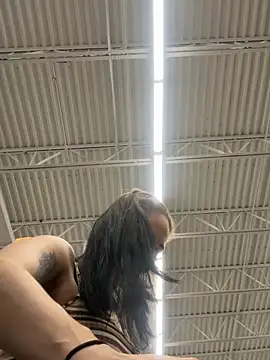 lolabunny9's Webcam Show