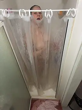 lolabunny9 Show in webcam