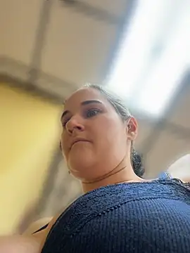 lolabunny9's Webcam Show