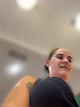 lolabunny9 webkamerás műsora